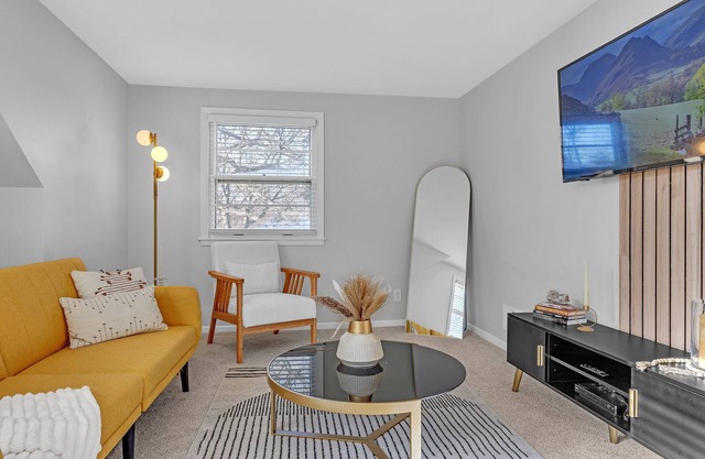 ~Central Haven~Stylish ~Warm~ Charm ~ MSUn