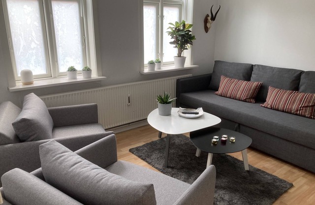 Central Lejlighed med Egen Have tæt ved Slotssøen
