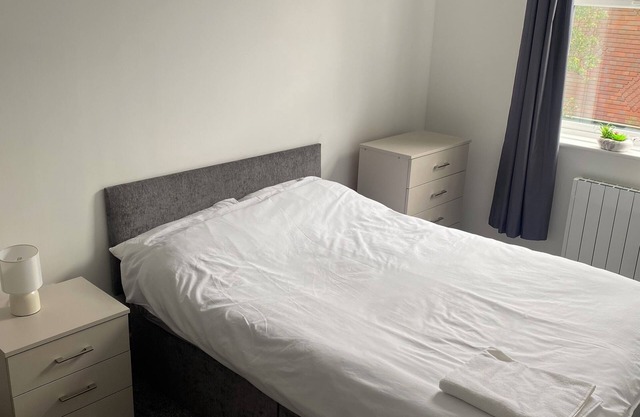 Central location 5 mins from all amenities