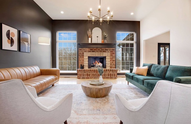 Central Luxe 5br Home - Hot Tub & Views - 🥂 🍷n