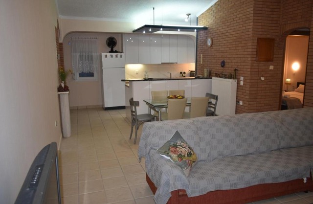 Central Luxury Apartment next to the Beach