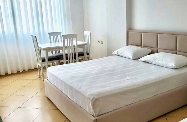Central Studio Apartment Vlorë