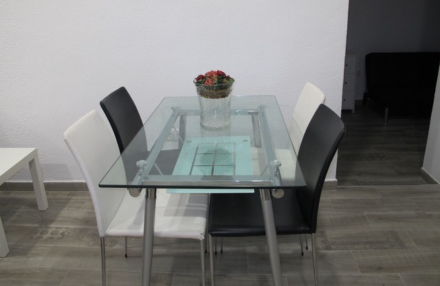 Centrally located 3 bedroom apartment