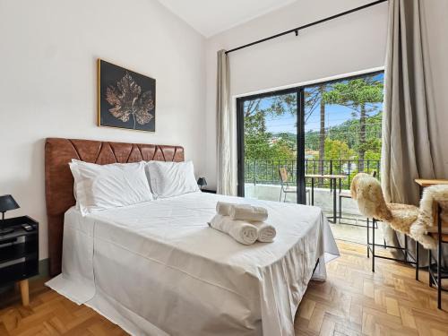 Centro comercial - WiFi Rápido - Varanda - Home Office