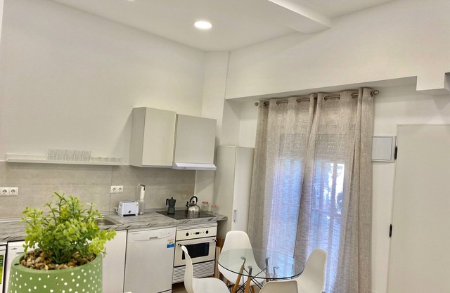 Centro Madrid Rio Monederos 48