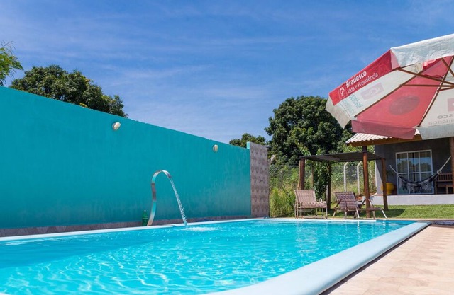 Chácara c churrasqueira na represa de Martinópolis