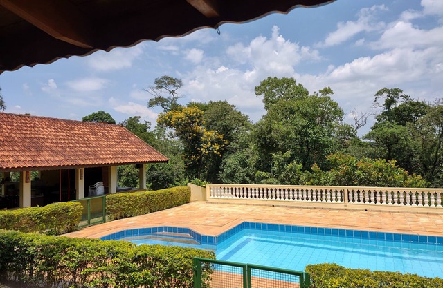 Chácara em Itupeva/sp, 4 Suítes, Piscina, Churrasqueira, Mini Campo a 70km de SP