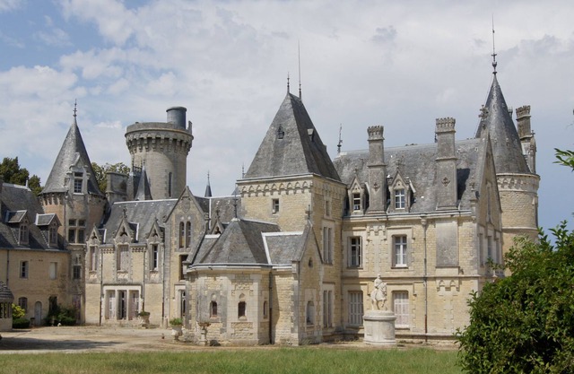 Château Des Chevaliers De Londigny