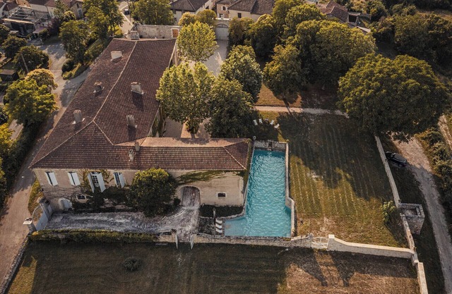 Château Monluc -360° views, XL pool, cinema room, kids room & ping-pong