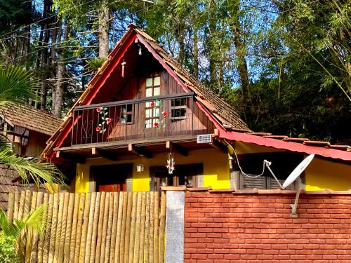 Chalé 1 Alto na Montanha, com lareira e wi-fi