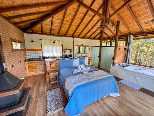 Chalé Valle dos sonhos romântico privativo com hidromassagem e lareira