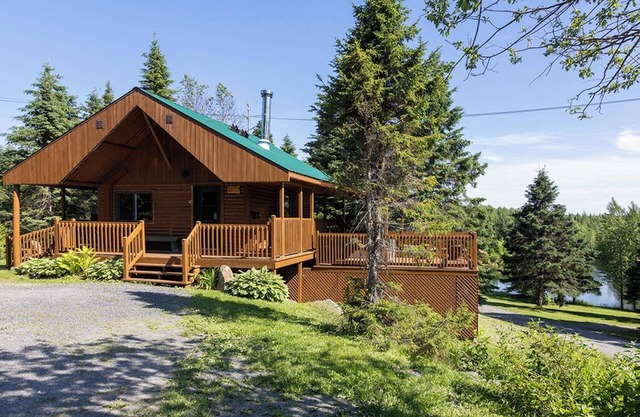 Chalet au TOIT VERT/Private spa 4p