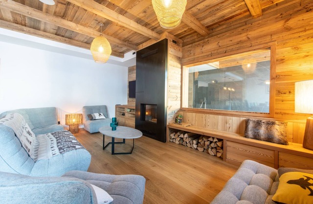 Chalets de Cœur - chalet LORNA from 100m to the slopes with swimming pool