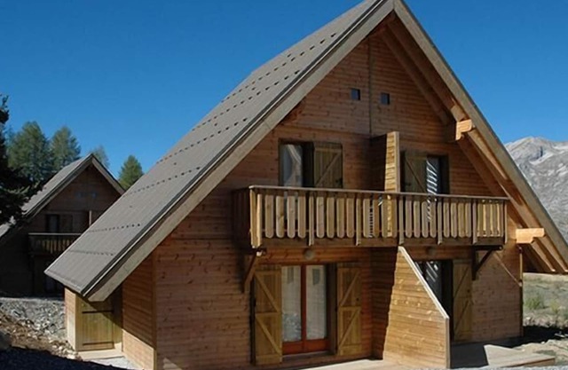 Chalet, 150m from resort center, view mountain, fitness, swimming pool, terrace, parking, tv
