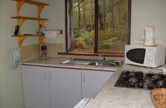 Chalet 3, set in beautiful bush on Timberline Trail