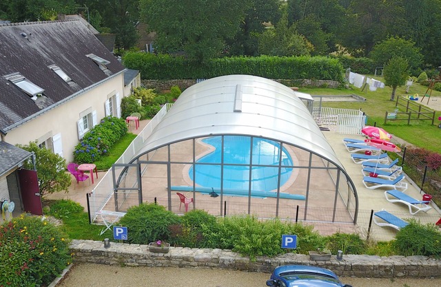 Chalet 4 Personnes Dans Camping Avec Piscine Couverte et Chauffée