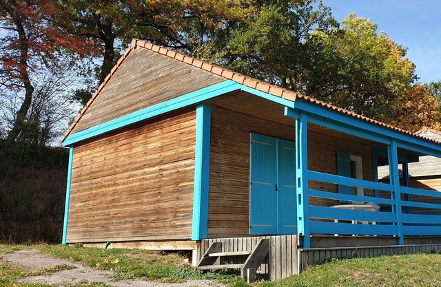 Chalet '6 Personnes Iris Semaine' with Mountain View, Shared Pool and Wi-Fi