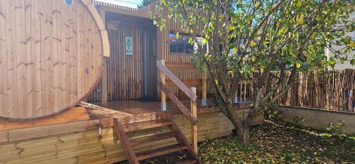 Chalet bois pour 2 avec balnéo