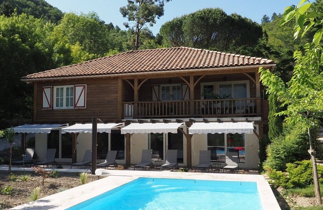 Chalet des trois Quilles Piscine et Spa