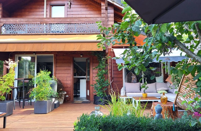 Chalet en Ile de France à 45mn de Paris : Hébergement - Réau, France
