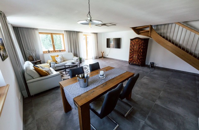 Chalet 'Falkenstein' with Mountain View, Private Terrace and Wi-Fi