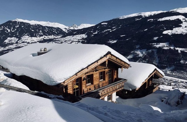 Chalet Hochzillertal with sauna in the Zillertal