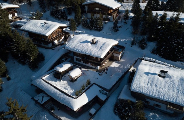 Chalet in Hochfügen near Ski Slopes