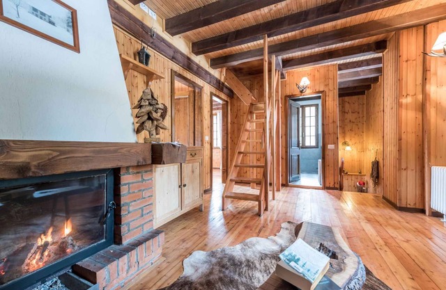 Chalet in the forest and ideal for digital detox