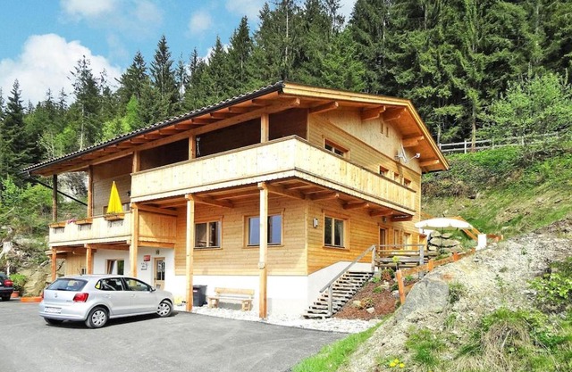 Chalet in Zell am Ziller near Ski Lifts