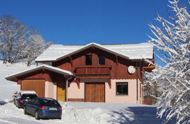 Chalet Snow Paradise