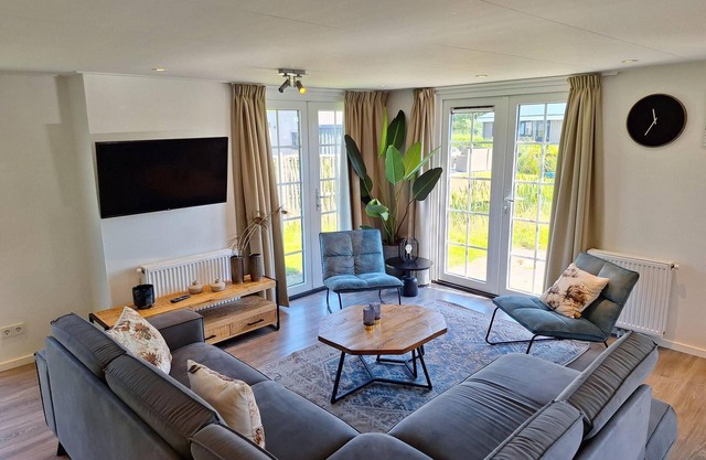 Chalet with 5 bedrooms and 2 bathrooms