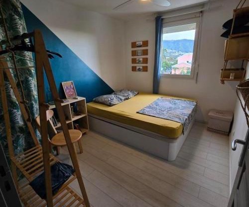 Chambre chez l'habitant cosy et moderne, vue sur montagne