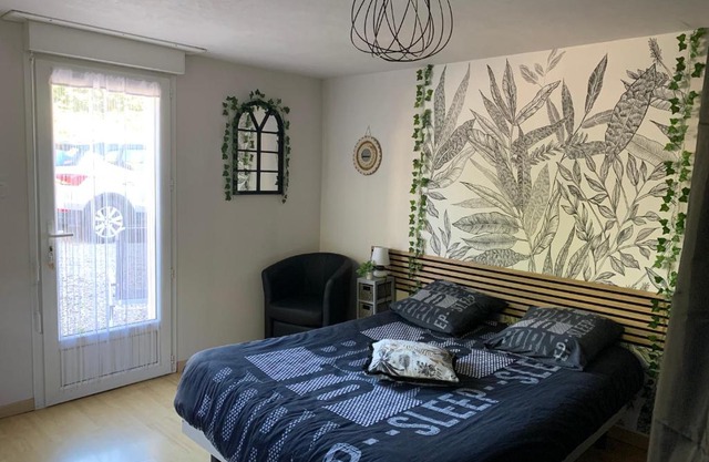 Chambre indépendante confortable et calme !