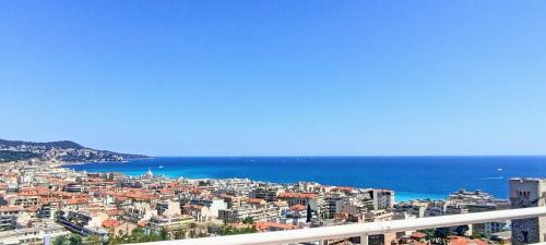 Chambre vue Nice & mer