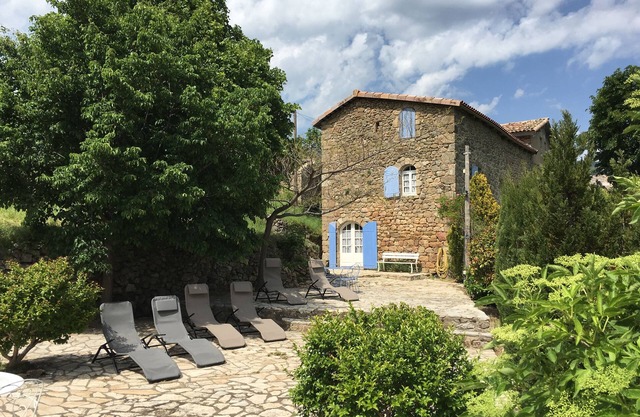 Character house of 180m² in the heart of the southern Ardèche