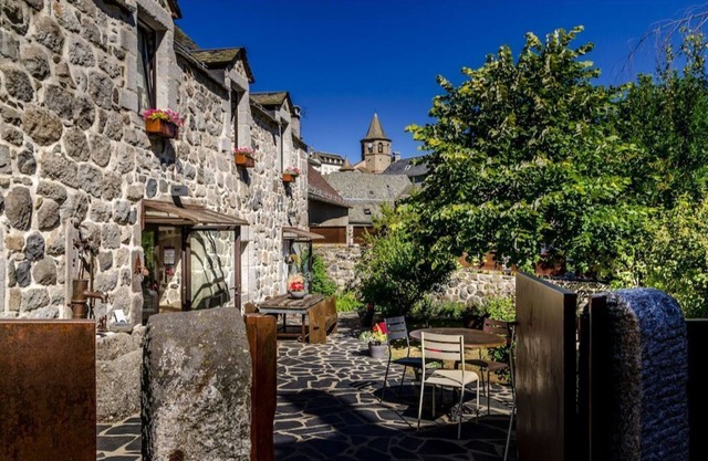 Character house in the heart of Aubrac