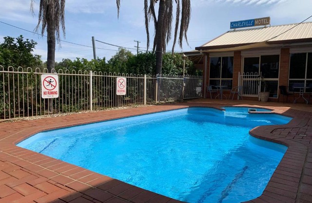 Charleville Motel