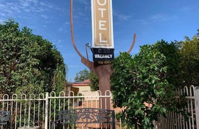 Charleville Motel
