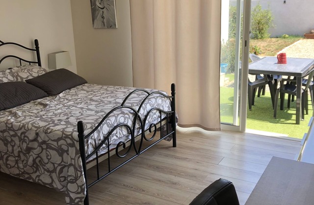 Charmant Studio Indépendant Dans Propriété