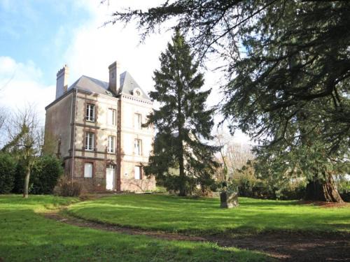 Charmante maison de maître 19ème avec grand parc au centre de L'Aigle - FR-1-497-57