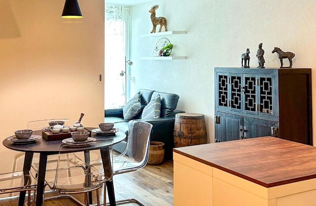 Charme mystique de la Chine, 4 Persons Max, Free Parking