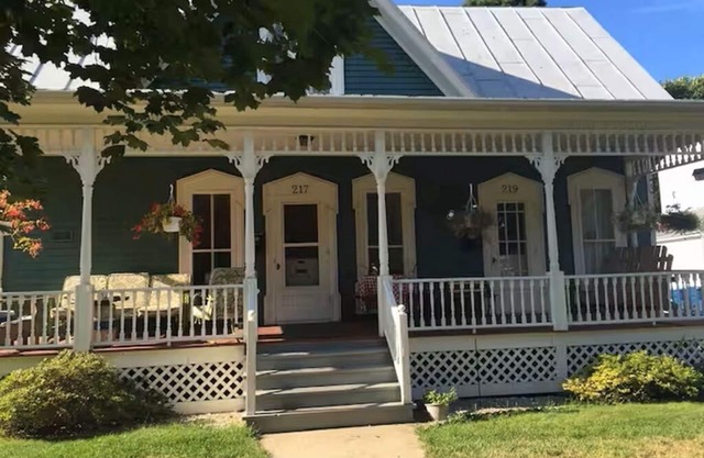 Charming 1-bedroom apartment with WiFi, AC in peaceful Allegan