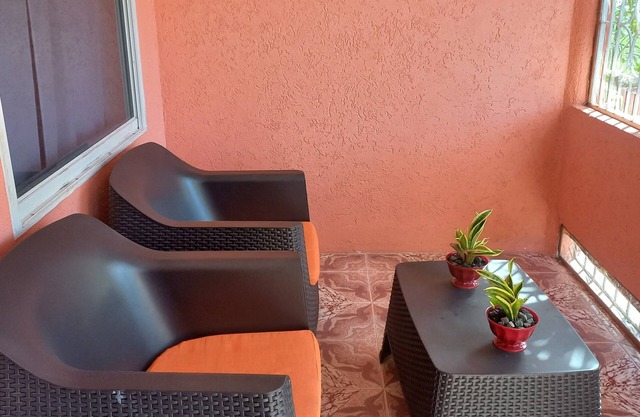 Charming 1-bedroom apartment in enchanting Negril with AC, WiFi