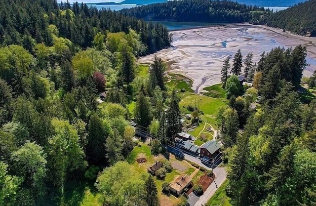 Charming 1-bedroom house near Fairhaven Bellingham with WiFi