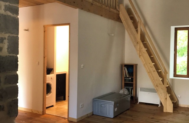 Charming 1-bedroom house in quiet area of Sisteron with WiFi