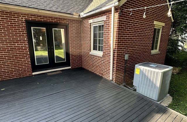 Charming 1 or 2 bedroom home. Minutes from WPAFB; Nutter Center; Wright State