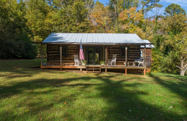 Charming 1892 Log Cabin in the Blue Ridge Mountains foothills