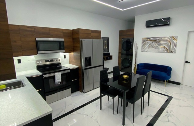 Charming 2-bedroom house with AC, WiFi in delightful West Valley City