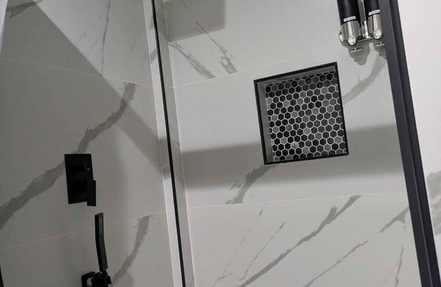 Charming 2-bedroom apartment with AC, WiFi in lovely Mount Gay