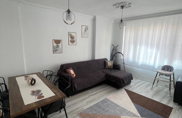 Charming 2-bedroom apartment with WiFi, AC in fabulous Antalya